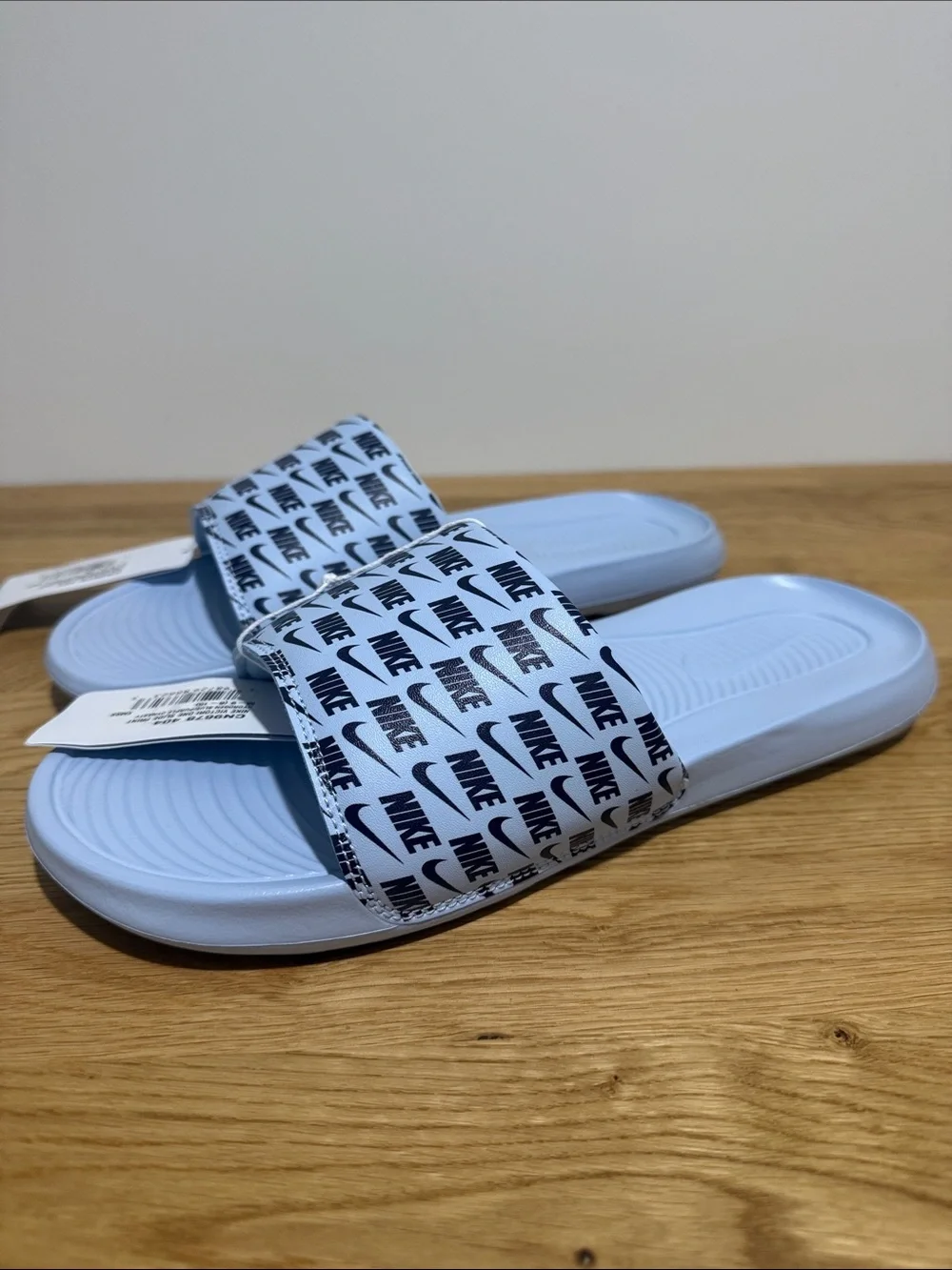 Nike Victori One Slide